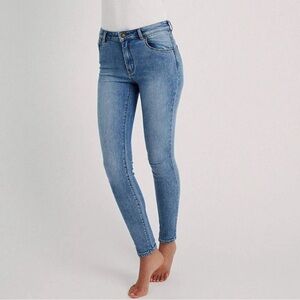 Rolla’s East Coast Ankle High Rise Skinny.